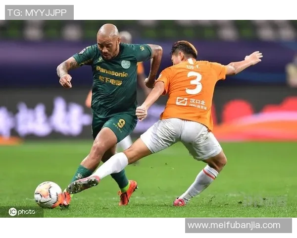 绿城与卓尔激战正酣比分悬念迭起引发球迷热议